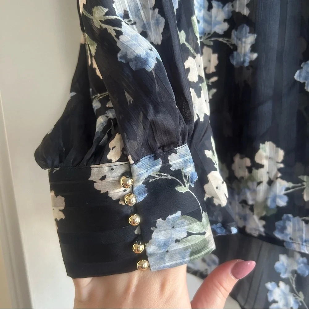 H&M Women’s Floral Sheer Long Sleeve Blouse Navy Blue Mock Neck Workwear Flowy - Picture 5 of 7